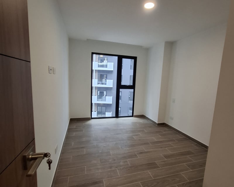 Apartamento en Renta de 1 Habitación en Parque 14