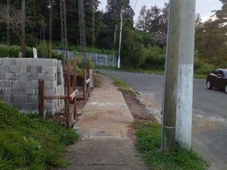 Venta terreno en Hacienda Real zona 16 - 2