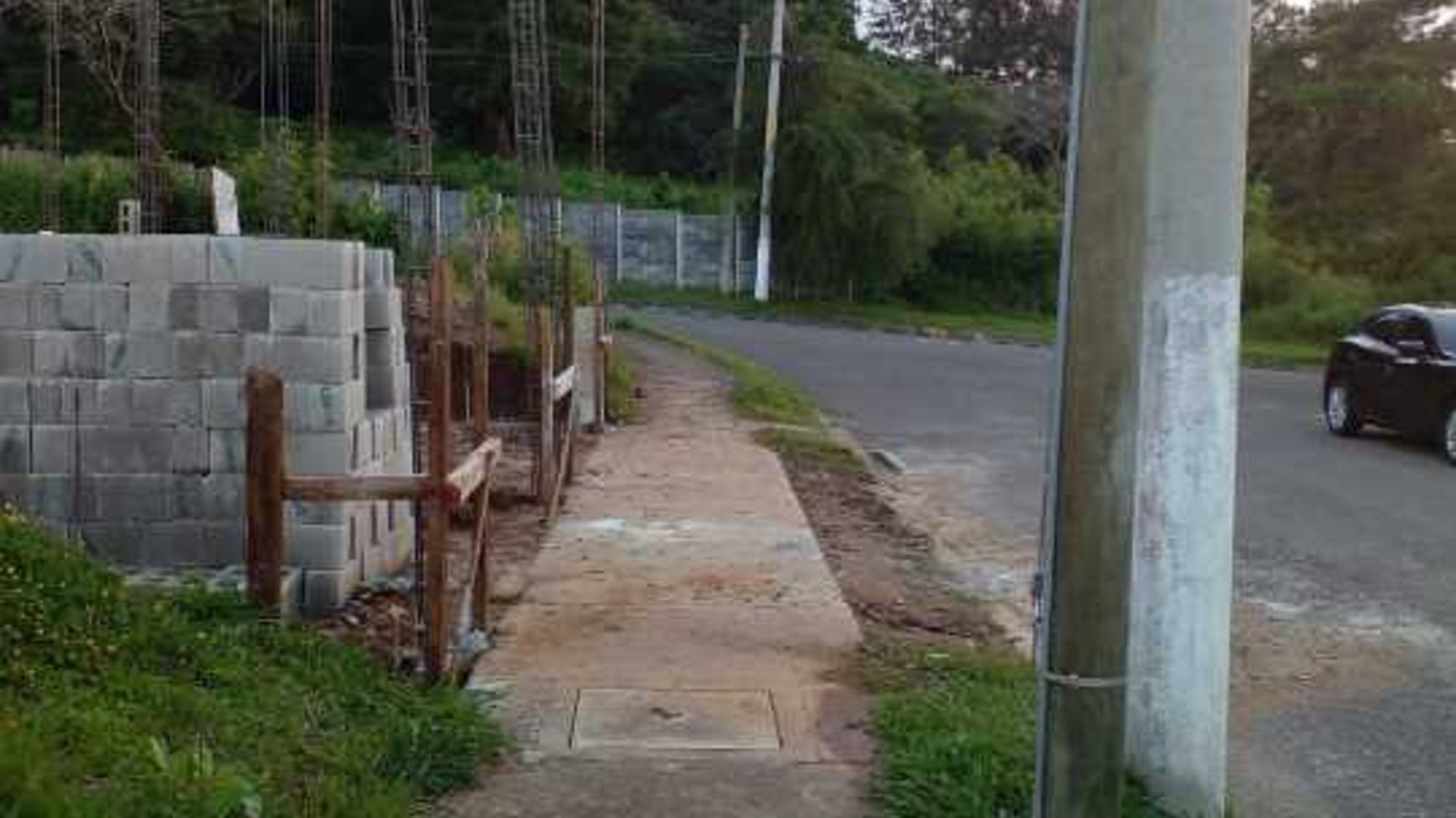 Venta terreno en Hacienda Real zona 16 - Miniatura 2