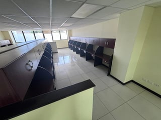 EDIFICIO EN RENTA 20 CALLE ZONA 10 - 3