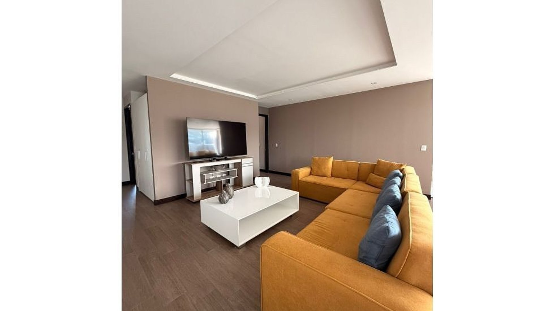 Apartamento de Lujo en Venta – Torre Caprese, Zona 15 - Miniatura 10