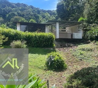 Km 36.5 carretera a Santa Elena Barillas / Granja en venta