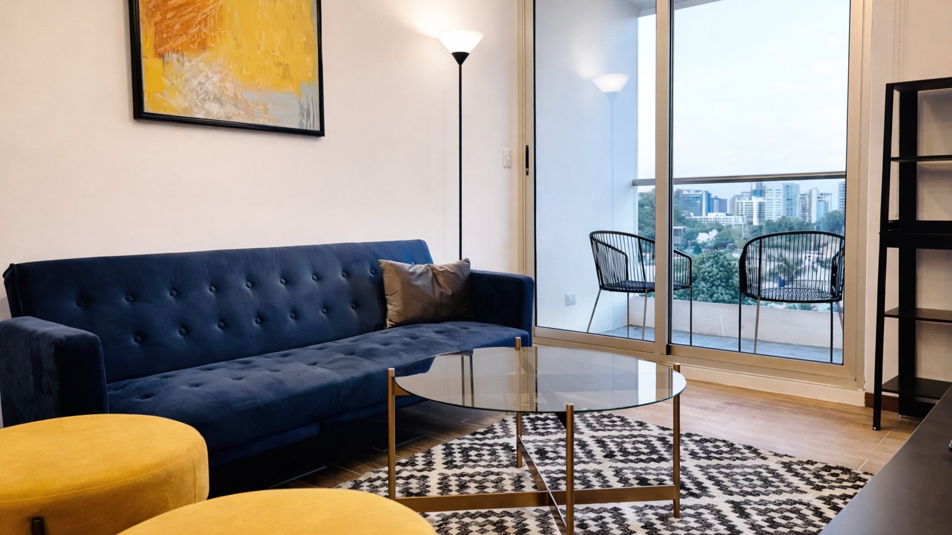 Apartamento Amueblado En Renta Zona 14 | Condado Catorce - Miniatura 4