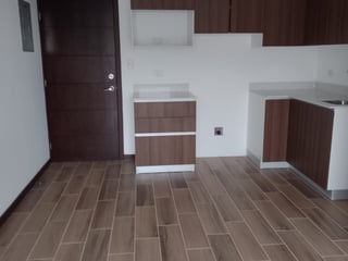 LINDO APARTAMENTO AMUEBLADO EN RENTA ZONA 12 - Image 17