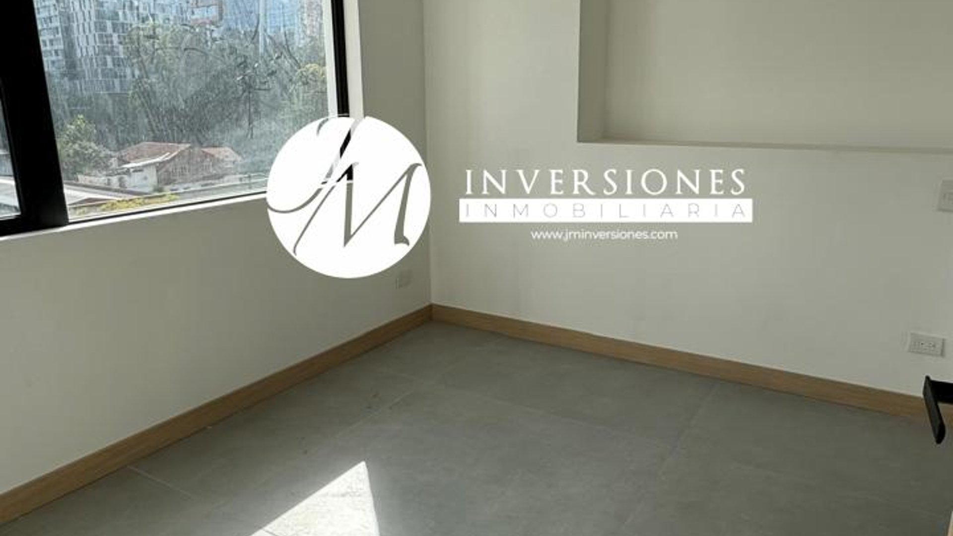 Apartamento en renta en zona 10 - Miniatura 5