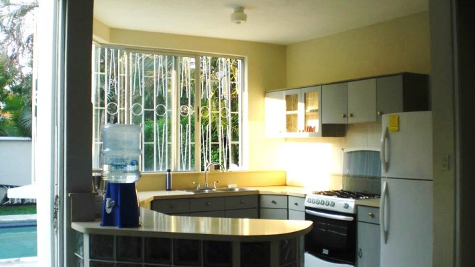 Preciosa Casa 3 hab en renta en Puerto San José 