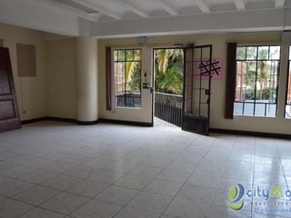 Edificio en Venta en Esquina en Colonia Mariscal - 2