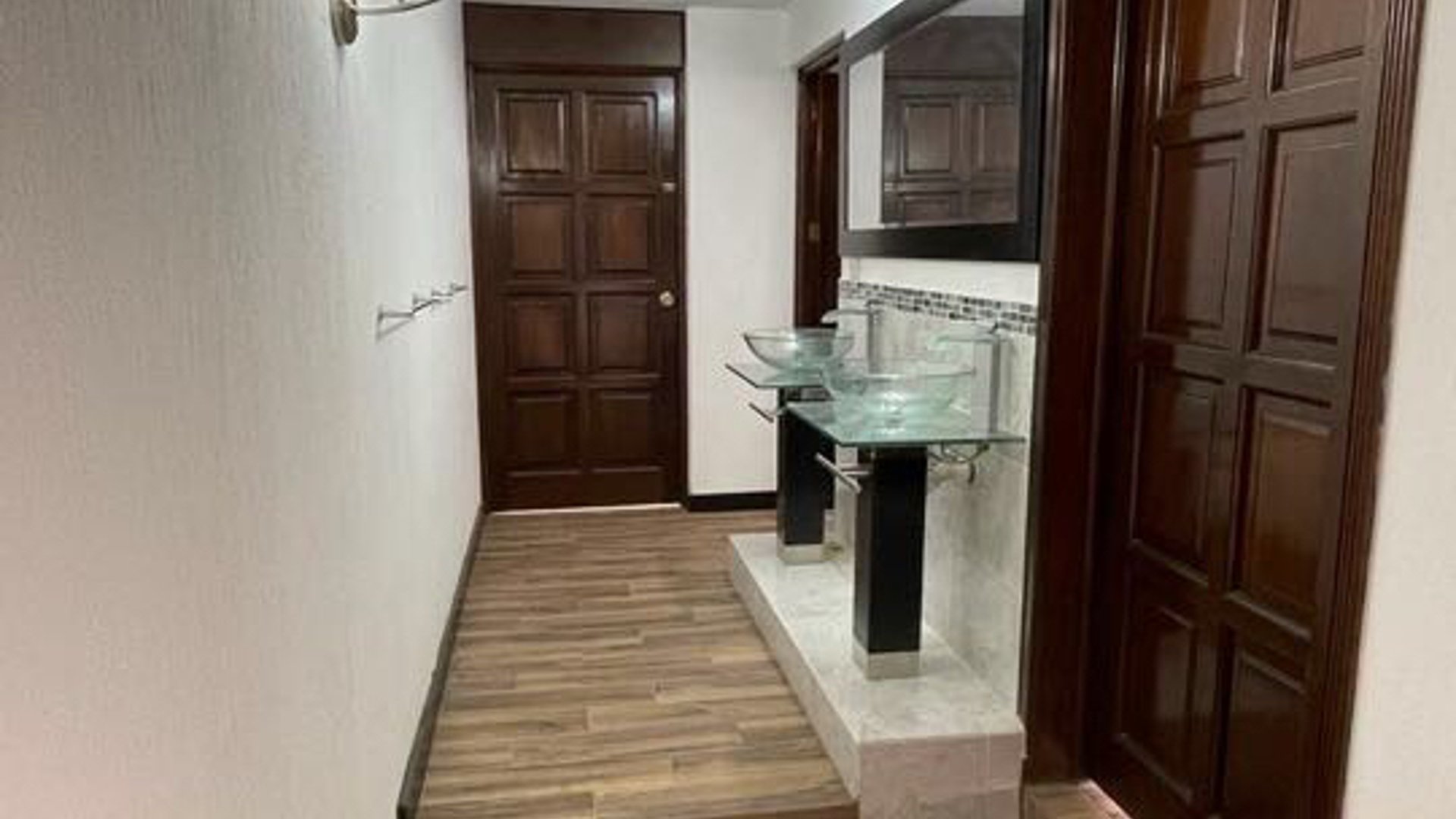 VENDO PRECIOSA CASA EN ZONA 15 VISTA HERMOSA 1 - Miniatura 9