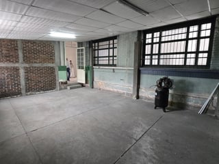 Local comercial en zona 1. - 3