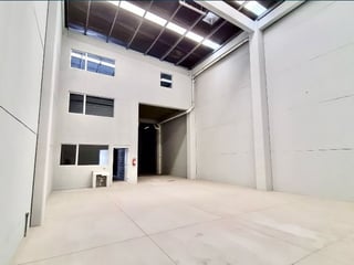 OFIBODEGA EN RENTA  COND. ZONA DE NEGOCIOS SAN NICOLÁS, Z. 4 DE MIXCO - Image 12