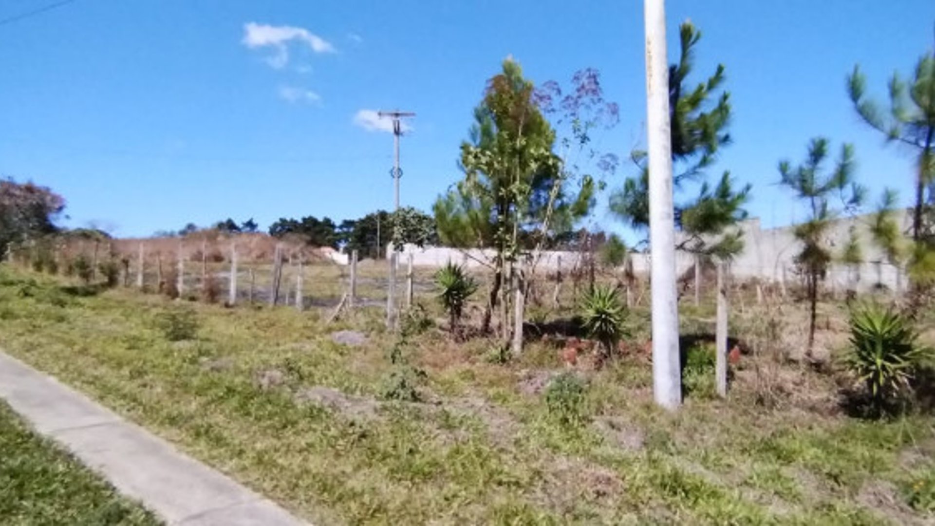 Terreno en Jardines de Versalles, Santa Elena Barillas