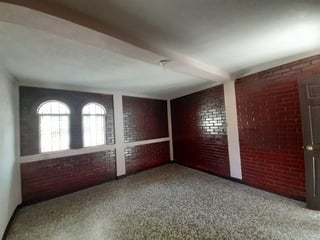 Propiedad en Venta con Apartamentos en Calzada San Juan - 5