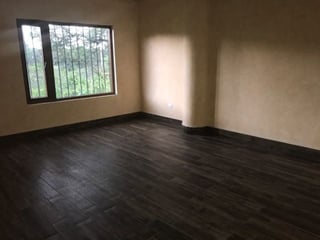 Casa en venta y renta  en La Isla zona 15 - 4