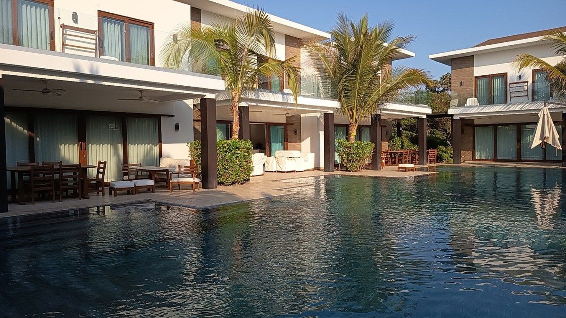 Villa en VENTA en la Mar Monterrico