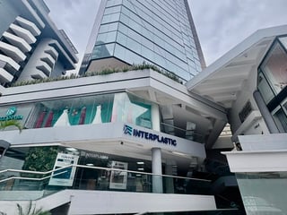 📍 OFICINA EN RENTA – 86 M² |EDIFICIO  MURANO CENTER | ZONA 10 - 4