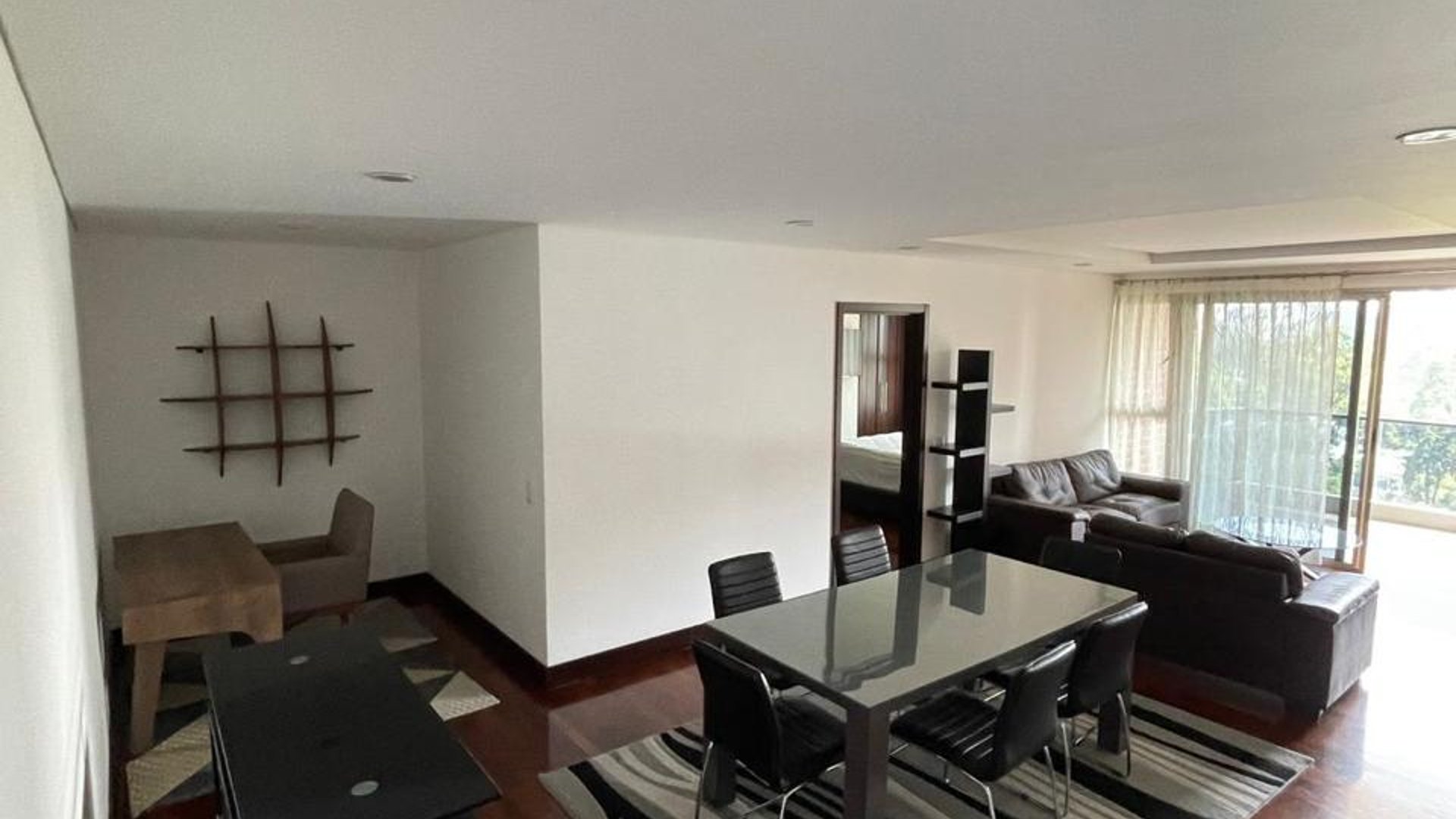 ???? APARTAMENTO AMUEBLADO EN RENTA – 1 HAB , SANTA SOFÍA | ZONA 10 - Miniatura 3