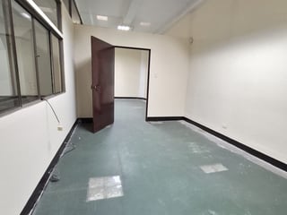 Casa en Renta con Uso Comercial en Zona 7 Guatemala - 4