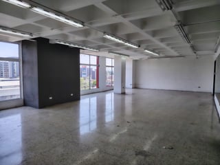 Oficina en Renta en zona 9 con 11 ambientes Ref-5103 - 4
