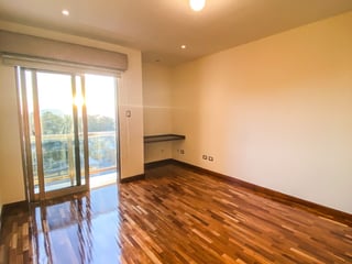 Apartamento en Alquiler Edificio Casa Alhambra, zona 15 VHI - 2