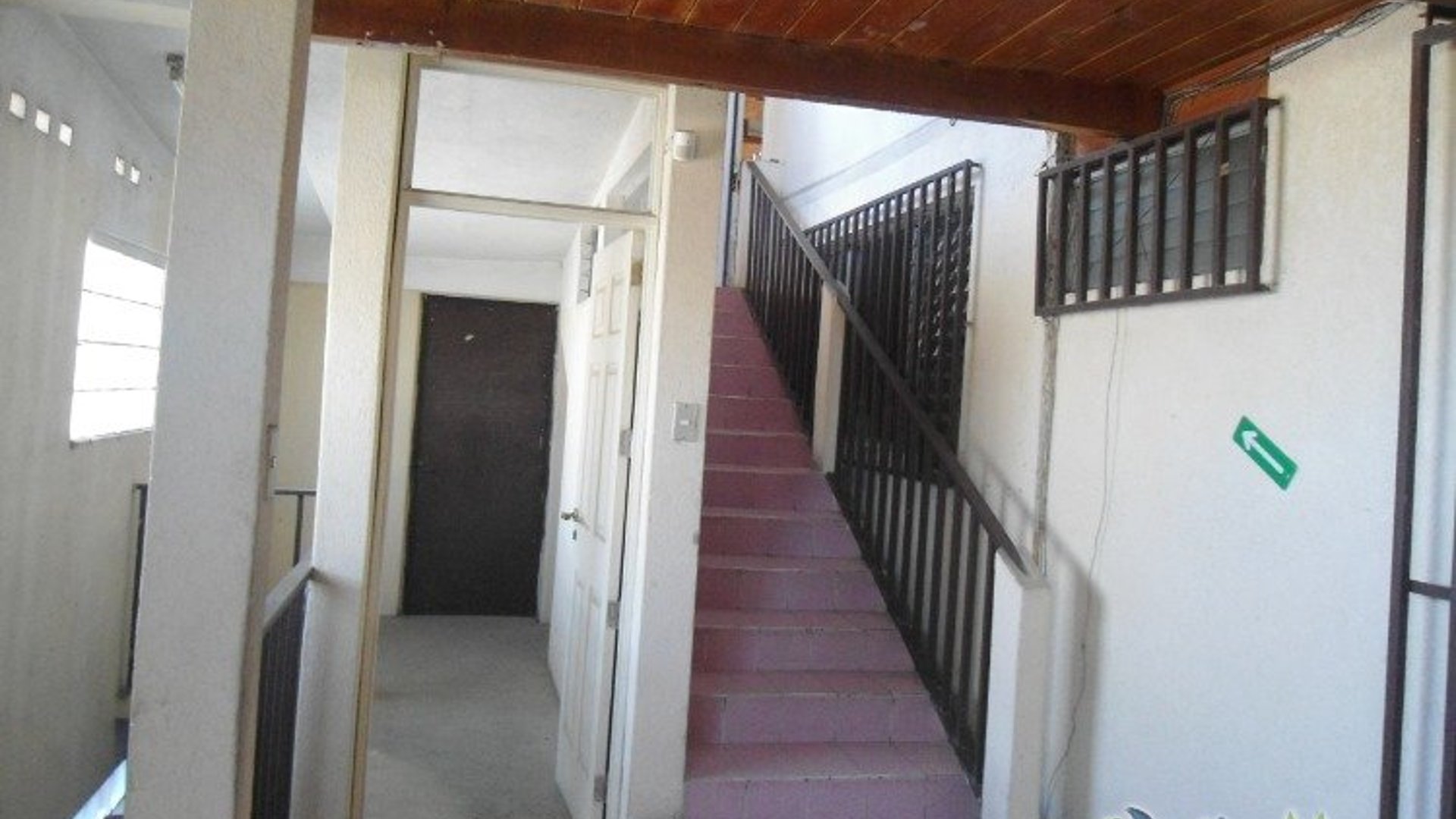 Alquiler o venta edificio comercial en zona 2 Guatemala - Miniatura 8
