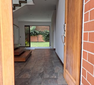 CASA EN RENTA ANTARIA BELLAS LUCES EN SANTA CATARINA PINULA