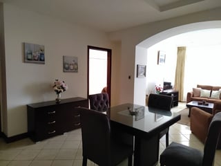 Apartamento en renta amueblado de 2 habitaciones zona 10 Ref-5394 - 2