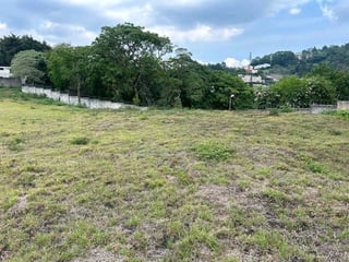 Vendo 4 Terrenos en Exclusivo Condominioen Fraijanes Vila Verde - Image 4