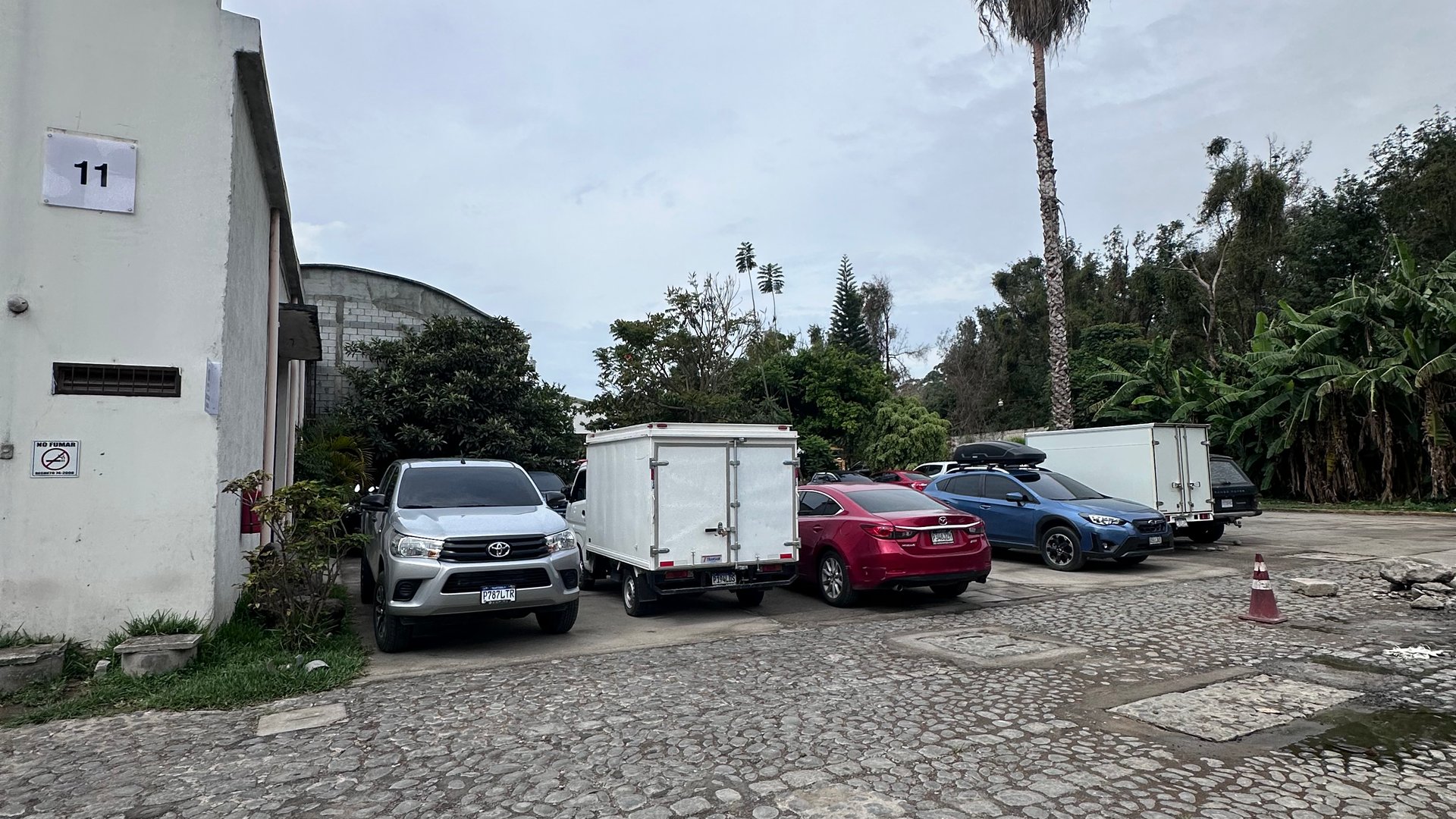 BODEGA CON SEGURIDAD EN RENTA CERCA DEL PANORAMA, ANTIGUA GUATEMALA - Miniatura 14