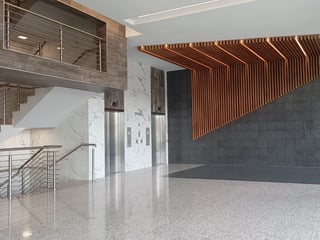 EDIFICIO EN RENTA EN ZONA 10 - Image 8