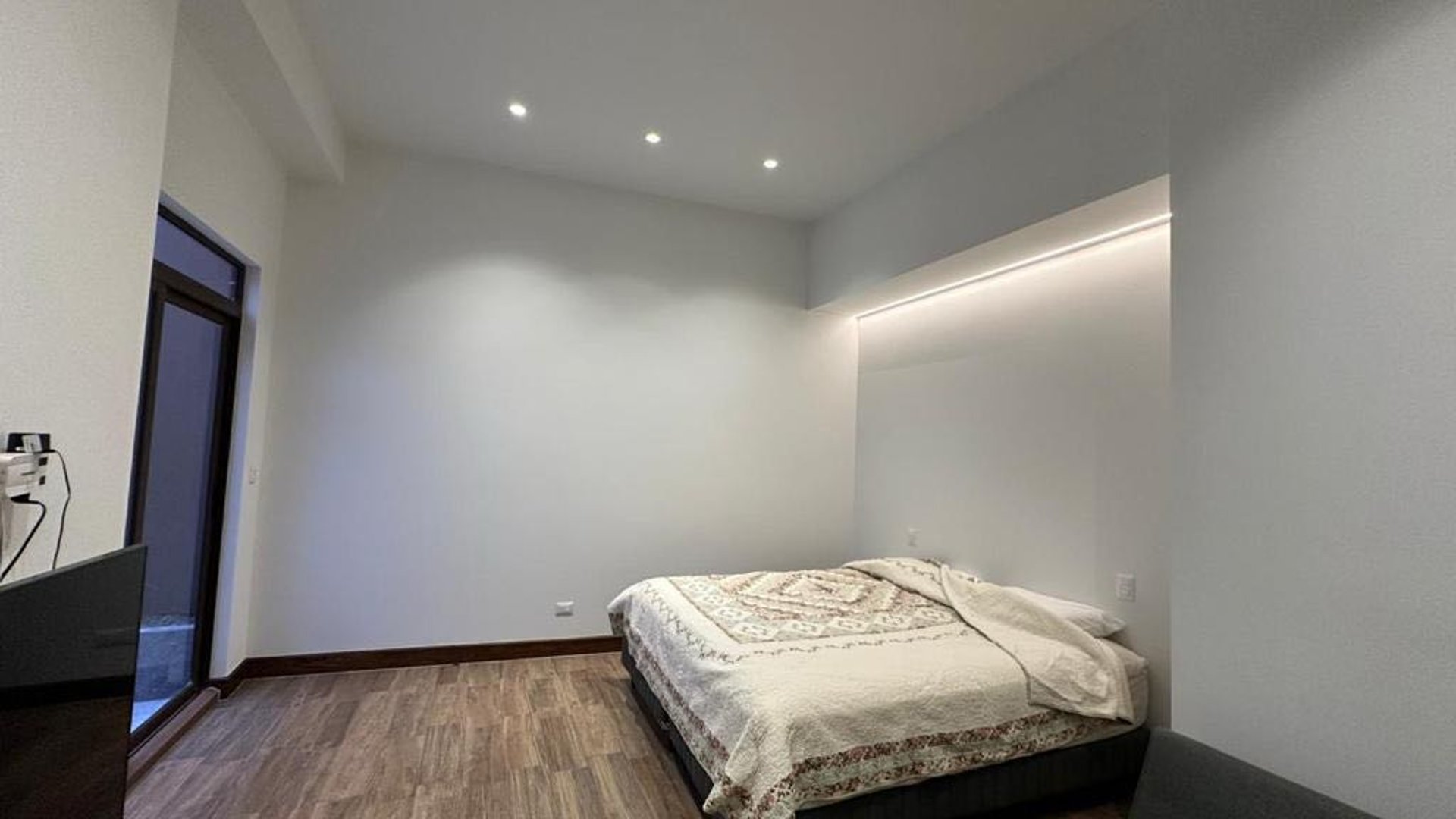 Apartamento en Venta Edificio Salvattore Zona 10 - Miniatura 5
