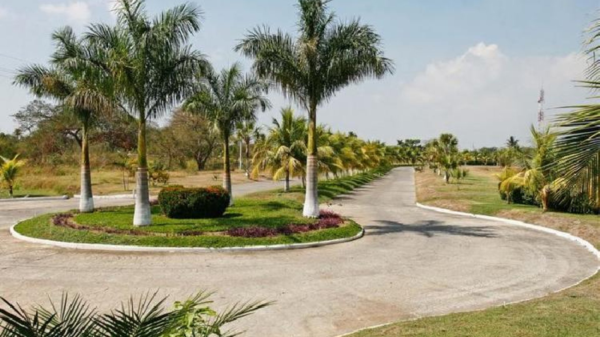 Terreno vacacional en venta en Monterrico - Miniatura 5