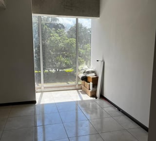 Oficina en venta, en Zona 10