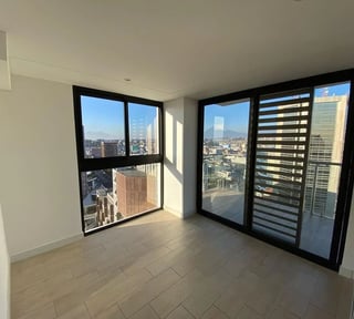APARTAMENTO EN VENTA – EDIFICIO QUO, ZONA 4 – NIVEL 15 - Miniatura 9