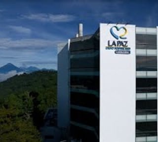 📍 CLÍNICA MÉDICA EN RENTA – 3 CONS | HOSPITAL LA PAZ | CAES KM 22