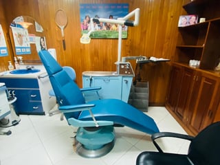 📍 CLÍNICA DENTAL EN VENTA + AMUEBLADA Y EQUIPADA | TORRE CANNET | Z.9 - 4