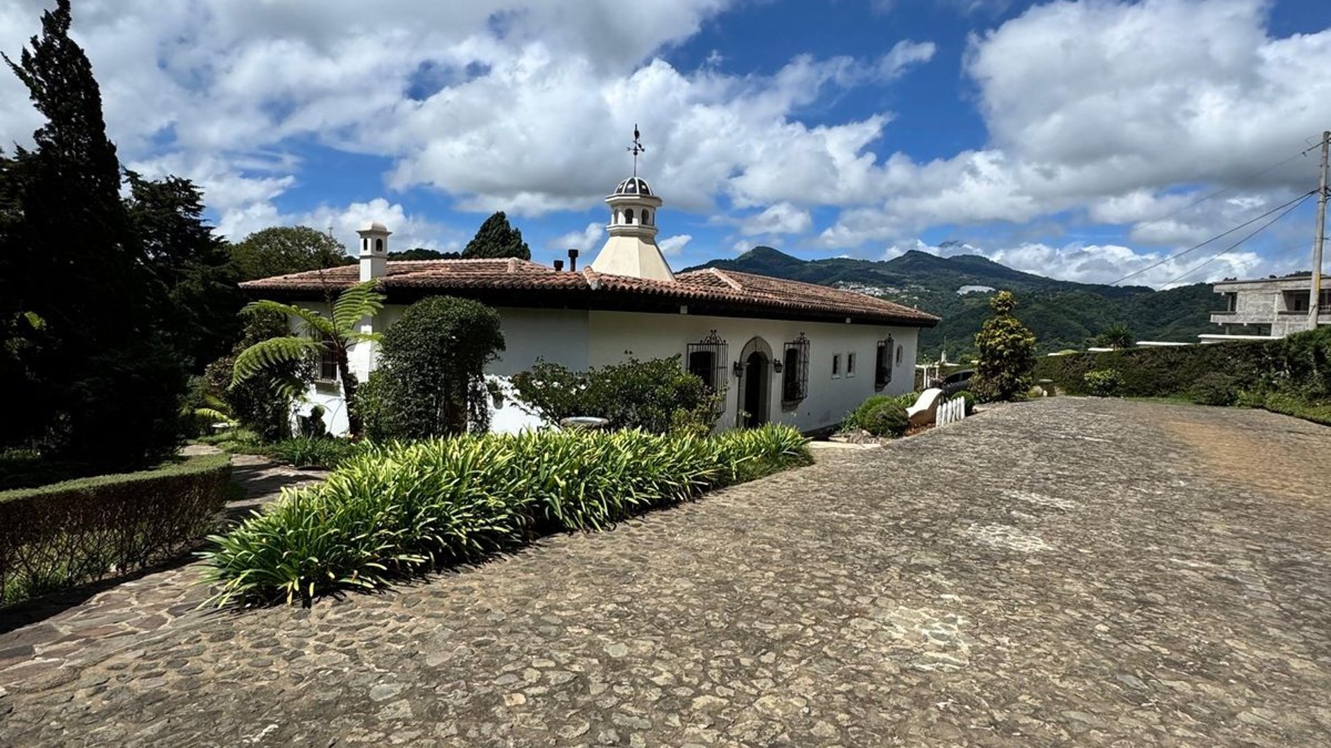 Casa de Campo en Venta – Santa Lucía Milpas Altas, Antigua