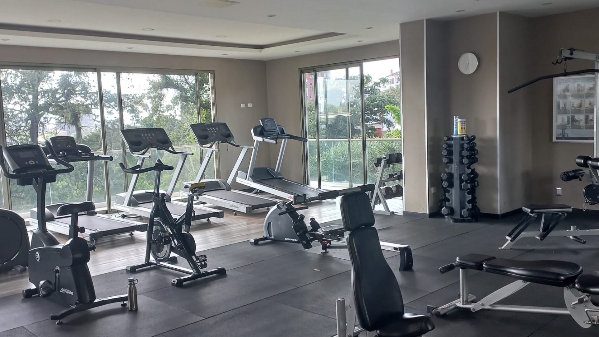 Apartamento en renta en Edificio Boticcelli, zona 15 Ref-6060 - Miniatura 5