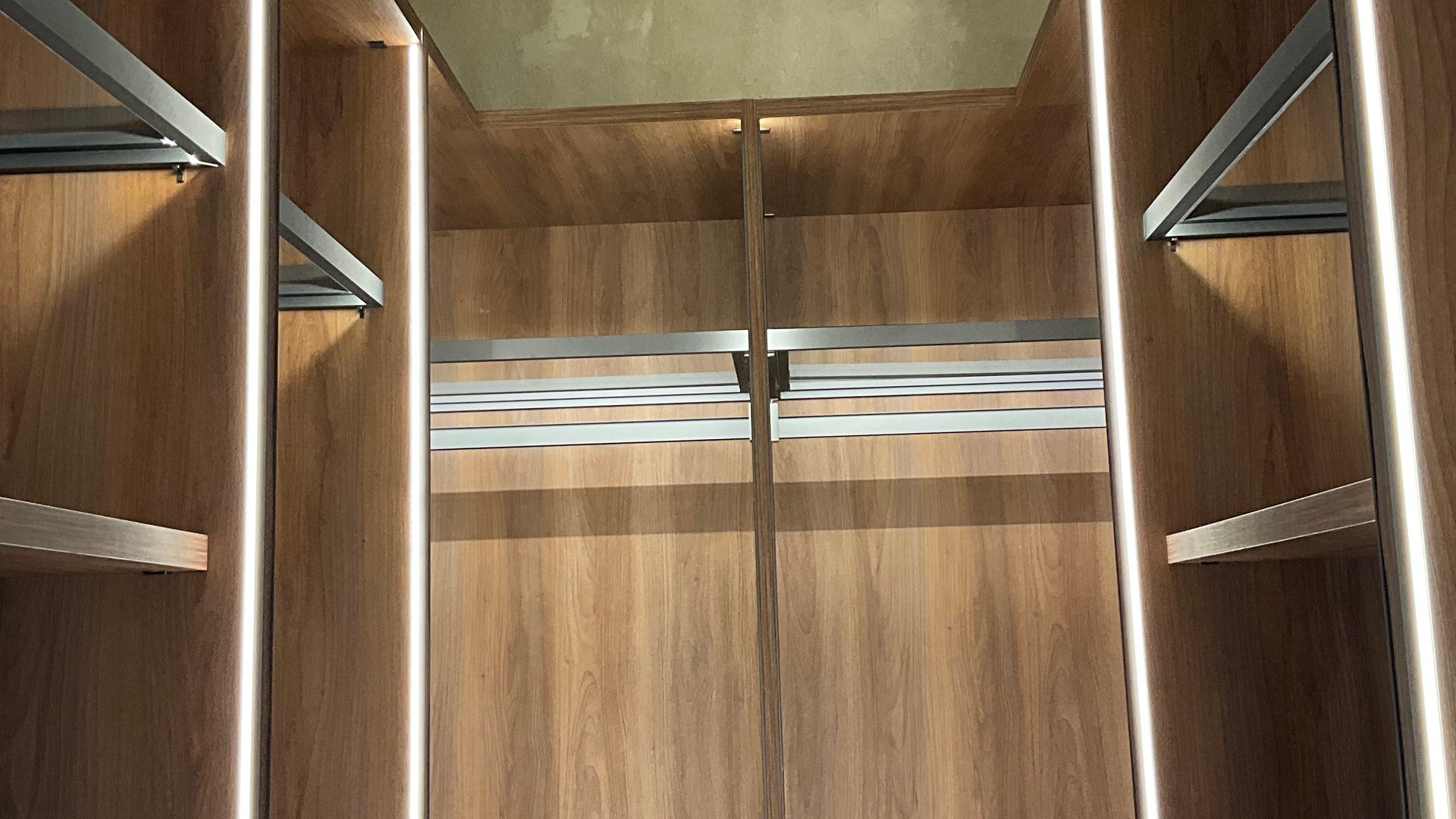 HERMOSA CASA EN VENTA DENTRO DE CONDOMINIO PASEO ANTIGUA - Miniatura 19