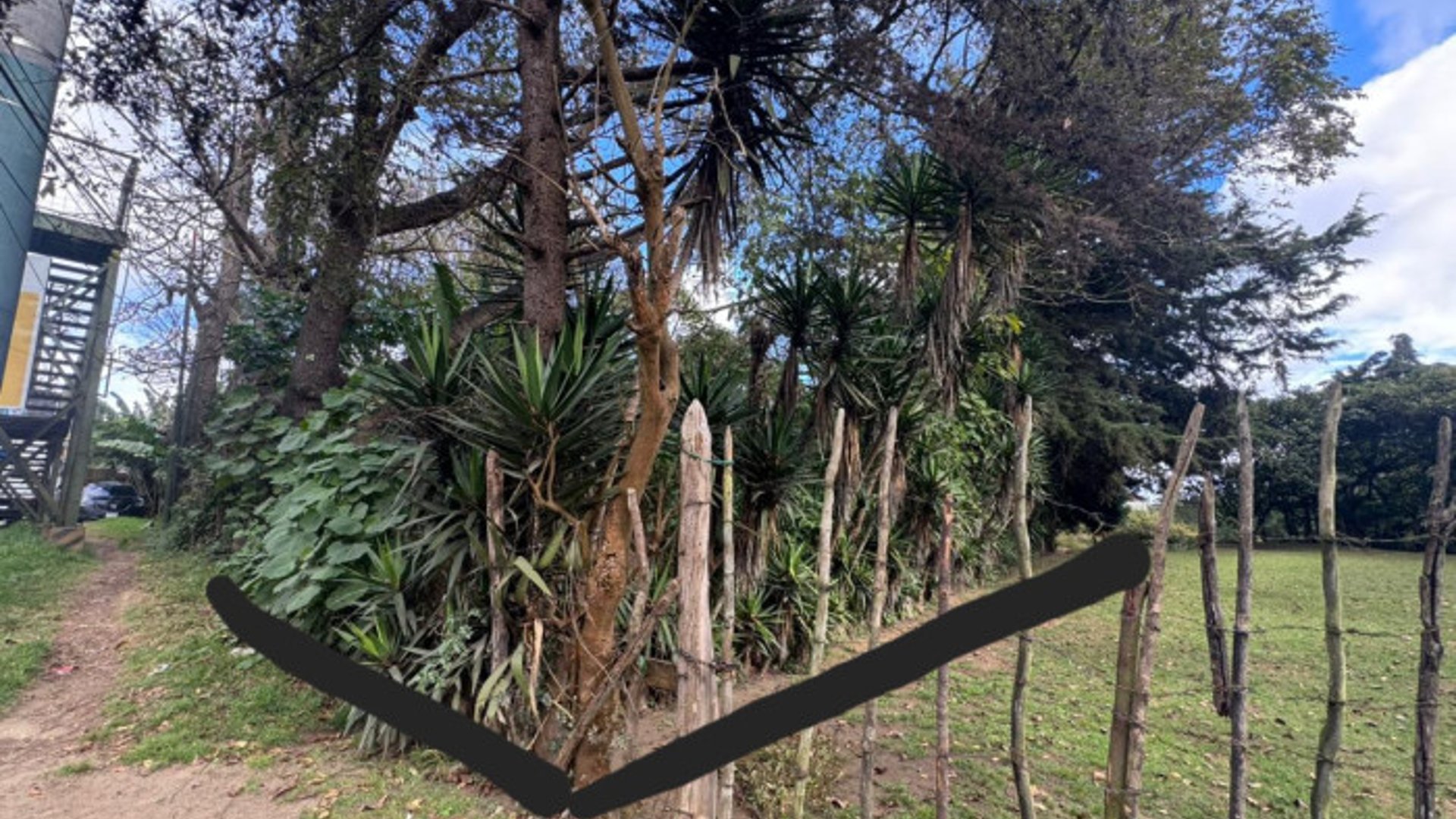 Terreno en Venta en Carretera San Lucas hacia Antigua - Miniatura 4