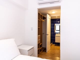 Alquilo lindo y acogedor  apartamento amueblado en zona 4 Edif. QUO - 5
