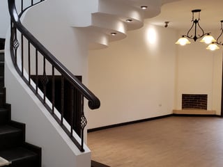 Venta de casa de 2 nieveles y 4 habitaciones en San Cristobal Ref-5198 - 5