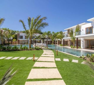 Casa en Venta en La Mar Monterrico Guatemala