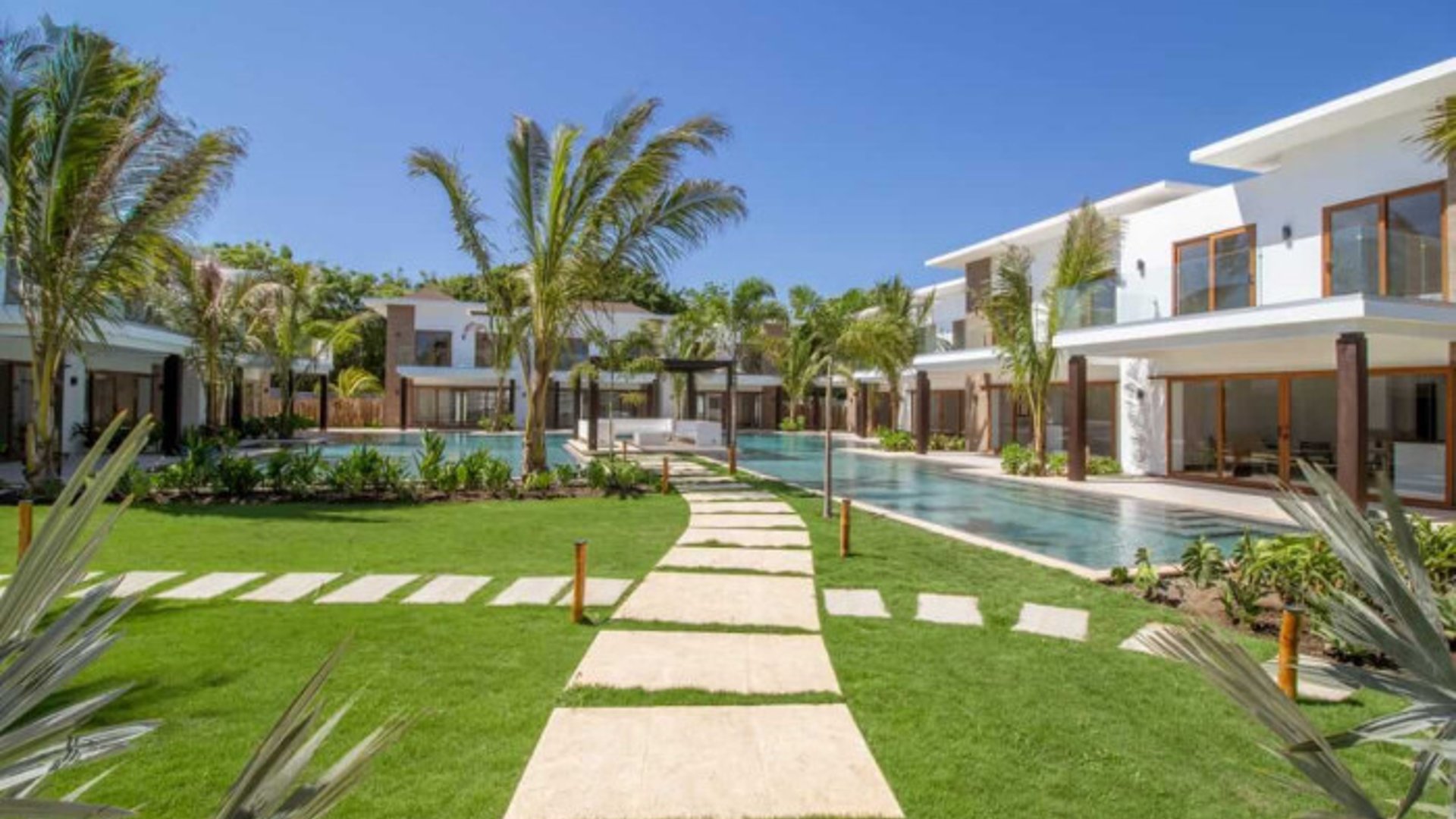 Casa en Venta en La Mar Monterrico Guatemala