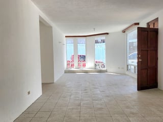 Alquilo Linda Casa  zona 12, salida  de USAC - Image 8