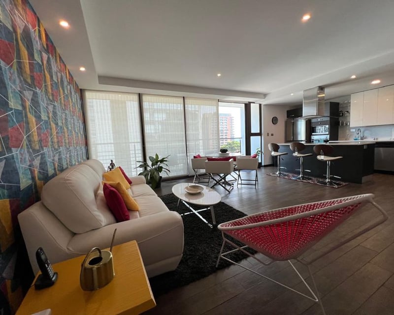 Alquiler de apartamento amueblado de 2 Dormitorios en zona 10 (B)