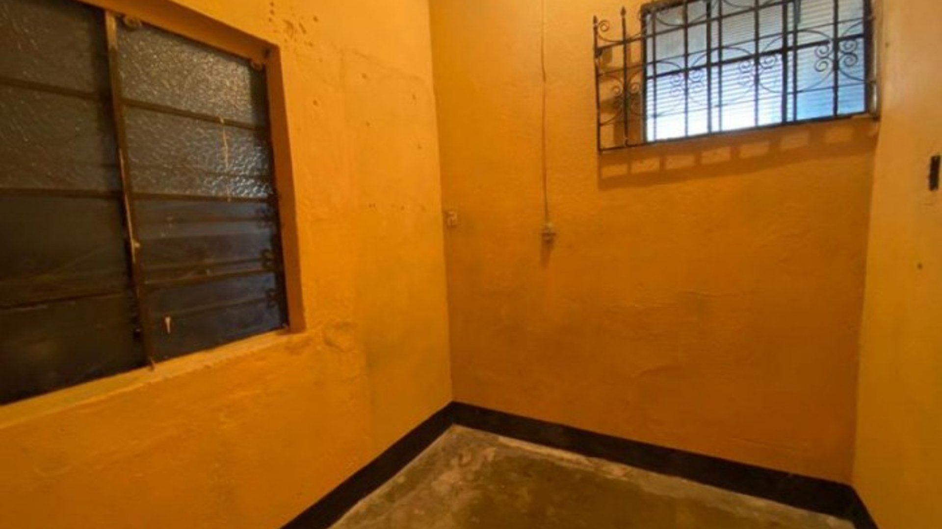 Casa en Venta de uso Comercial en zona 6 Guatemala - Miniatura 4