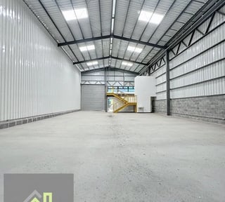 Bodega en Renta o Venta Villa canales