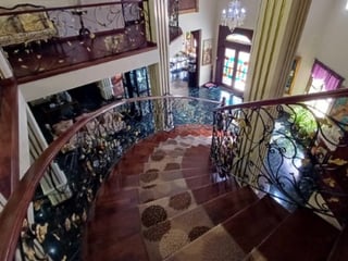 Casa en venta en El Encinal Zona 7 Mixco Guatemala - Image 11