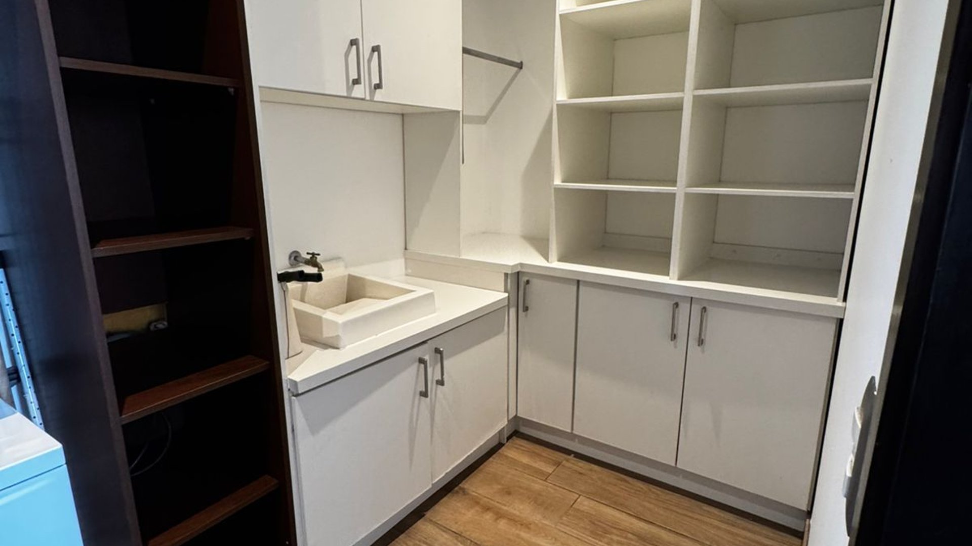 APARTAMENTO EN EDIFICIO VIVALT ZONA 10 - Miniatura 4