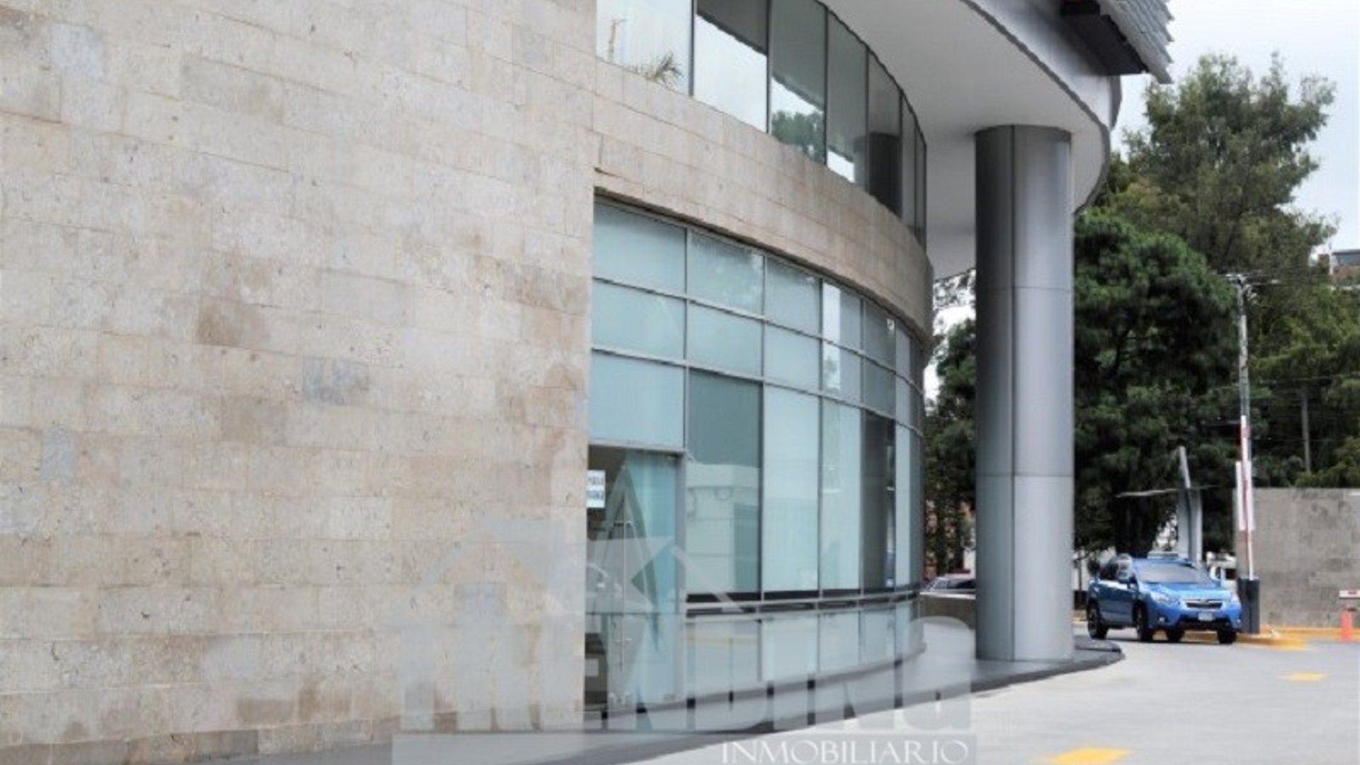 Zona 15 | Local en venta | 84.64 m² | Edificio Avante
